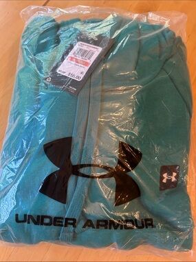 Under Armour Teal pullover Hoodie with Black Logo brand new in packaging